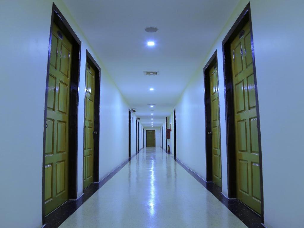 King & Queen Hotel Monywa Bagian luar foto