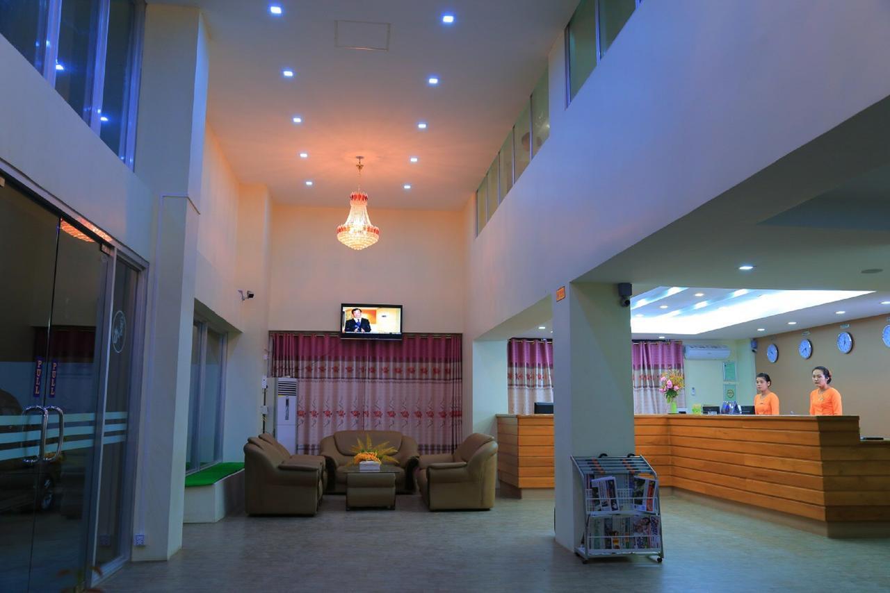 King & Queen Hotel Monywa Bagian luar foto