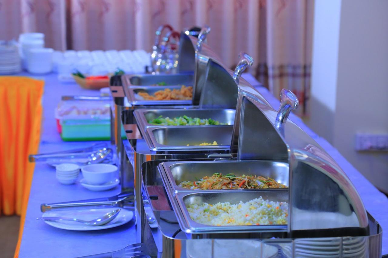 King & Queen Hotel Monywa Bagian luar foto