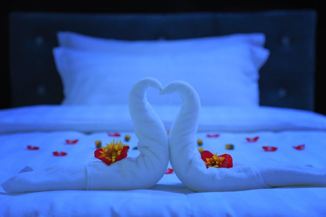 King & Queen Hotel Monywa Bagian luar foto