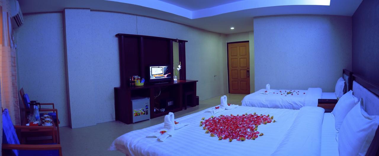 King & Queen Hotel Monywa Bagian luar foto