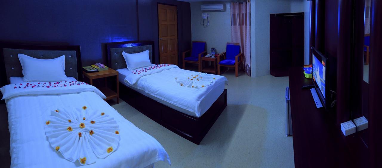 King & Queen Hotel Monywa Bagian luar foto